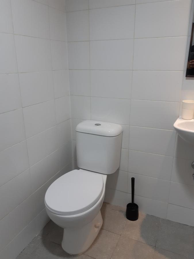 Urooms Senayan Jakarta Exteriör bild